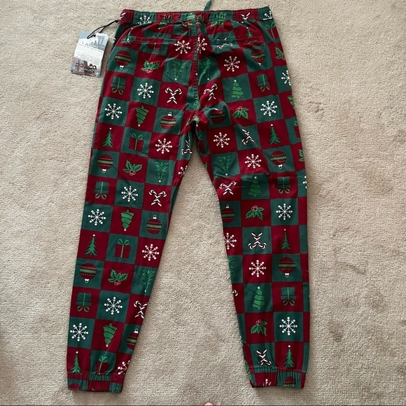 🎄 NWT Iron Co. Christmas Jogger Pants Medium - Picture 3 of 14